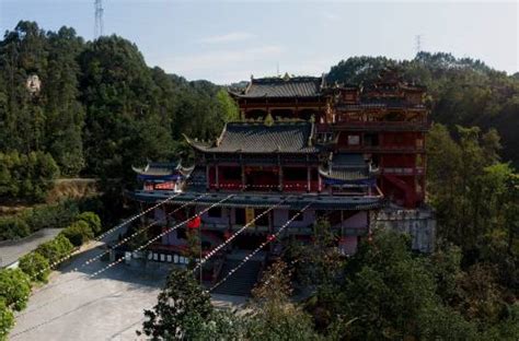 三合佛寺|三佛寺